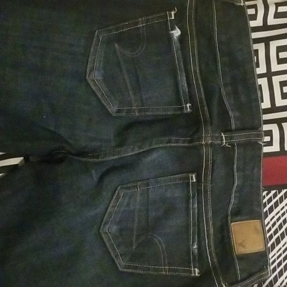 American Eagle Jeans - Picture 6 of 6